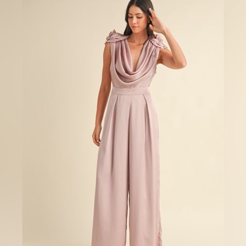 31. MABLE COST 🛑Rose Jumpsuit Plunge mauve Silky Cowl Neck Sleeveless romper - Picture 4 of 6